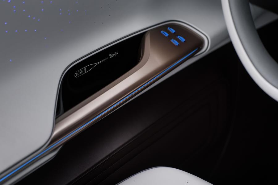 Детали интерьера Mercedes-Benz Generation EQ Concept 2016 года  (фото 29 из 53)